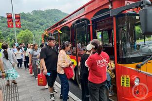 背靠背客战强敌鹈鹕！湖人官方：詹眉均可以出战本场比赛